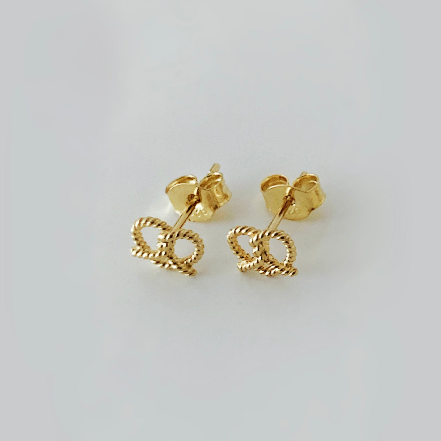 Small Twisted Pretzel Ear Studs