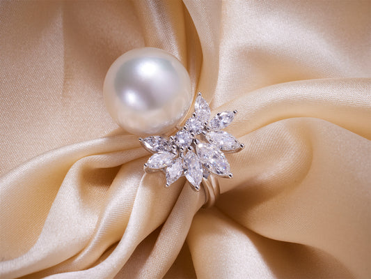 Bespoke* Angelic Wings South Sea Pearl Ring/ 18K Gold/ Diamonds